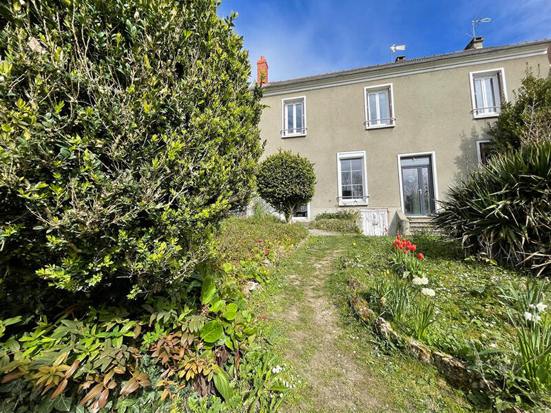 Maison - 192 m² - 9 pièces