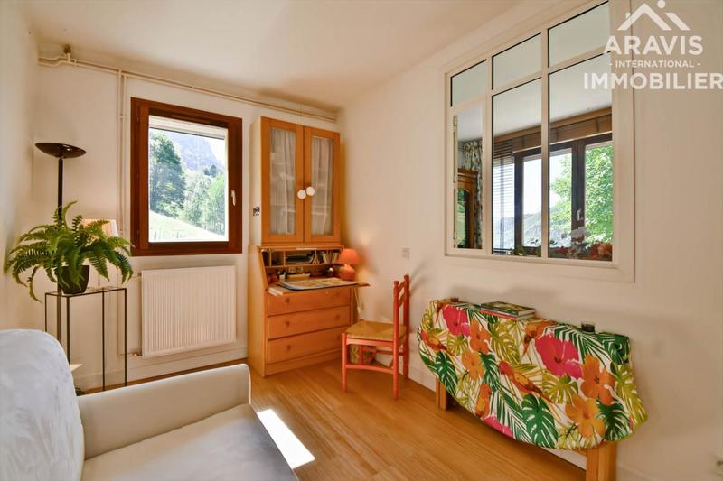 Appartement - 100 m² - 4 pièces
