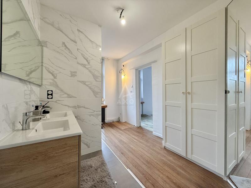 Maison - 170 m² - 6 pièces