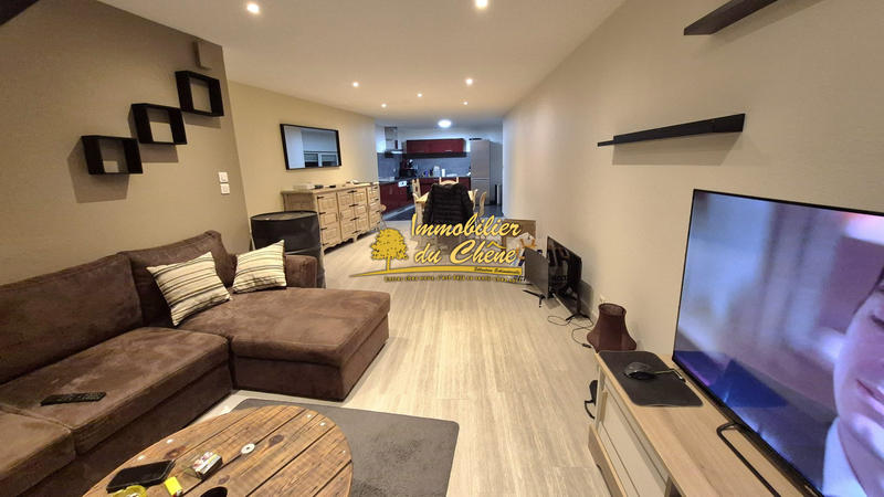 Appartement - 99 m² - 5 pièces