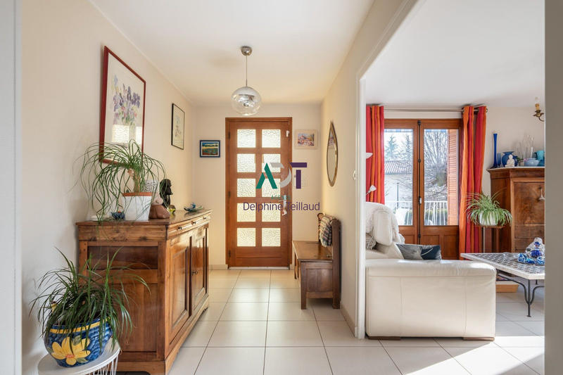 Maison - 92 m² - 5 pièces