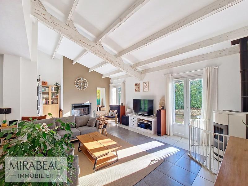 Villa - 157 m² - 6 pièces