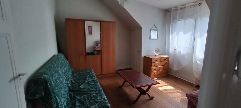 Maison - 111 m² - 7 pièces