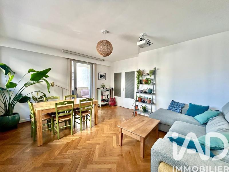 Appartement - 70 m² - 3 pièces