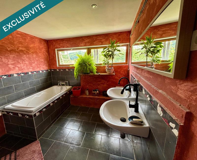 Maison de village - 194 m² - 7 pièces