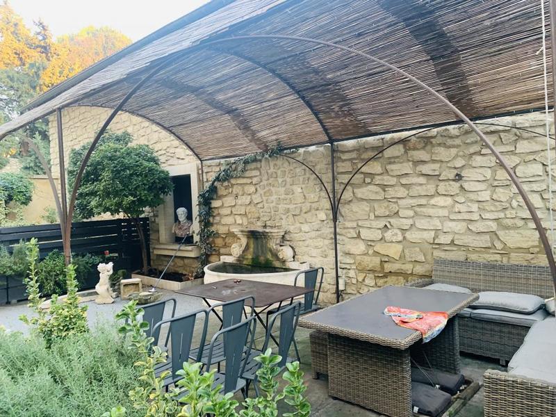 Maison - 252 m² - 9 pièces