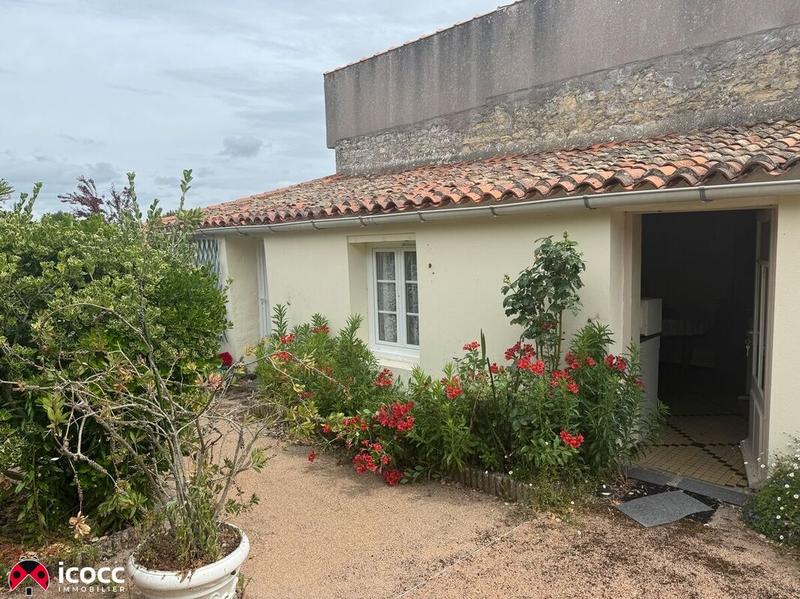 Maison de bourg - 110 m² - 6 pièces