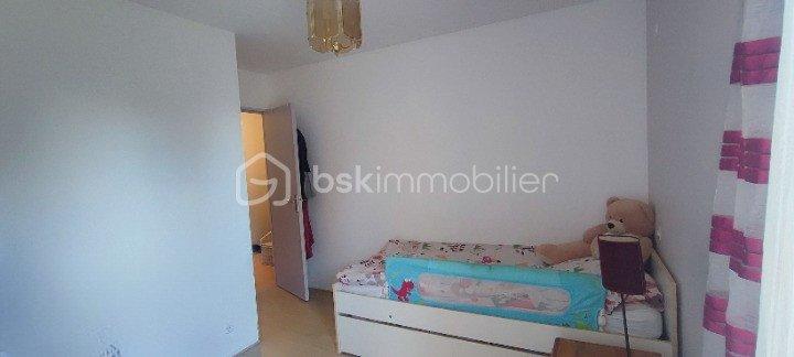 Maison jumelée - 110 m² - 5 pièces