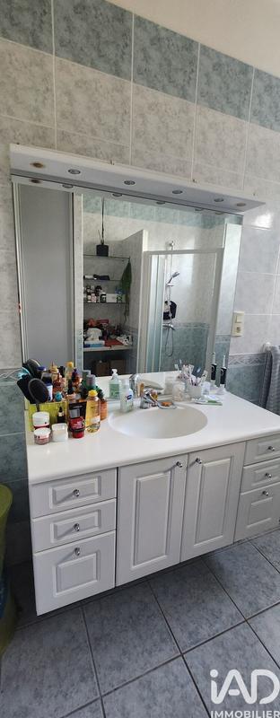 Maison - 270 m² - 6 pièces