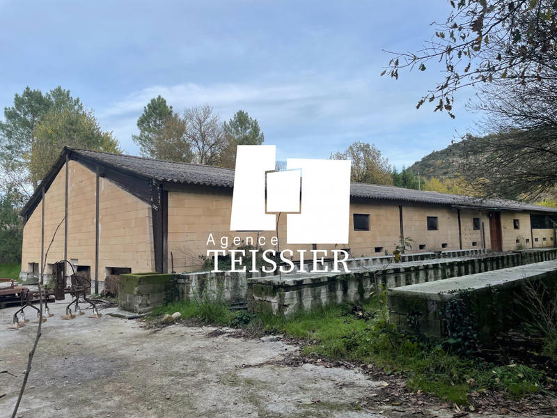 Local commercial - 400 m²