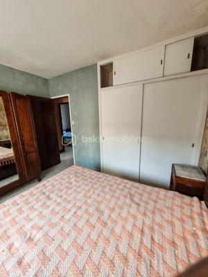 Maison ancienne - 100 m² - 8 pièces