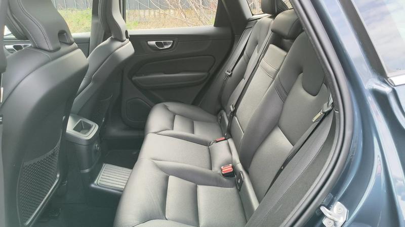 Volvo Xc60 2.0 Ti 341 253 Plug in Hybrid Awd Geartronic8 Inscription - Première main