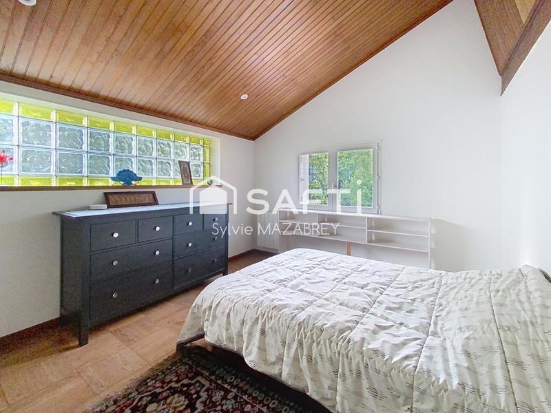 Maison - 160 m² - 7 pièces