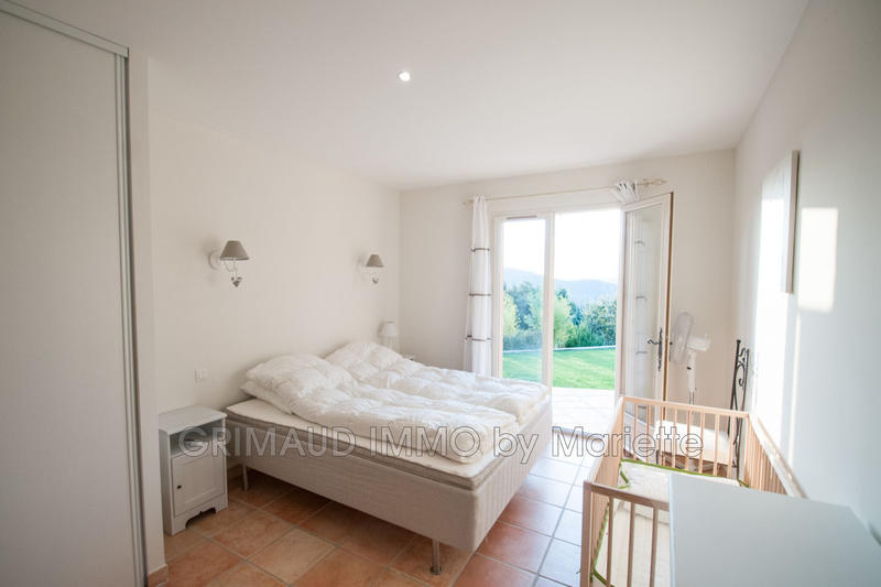 Villa - 210 m² - 6 pièces