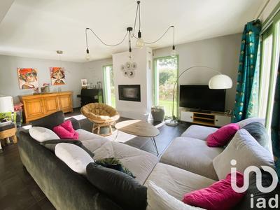 Maison - 171 m² - 7 pièces