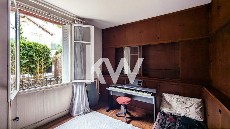 Maison - 147 m² - 9 pièces