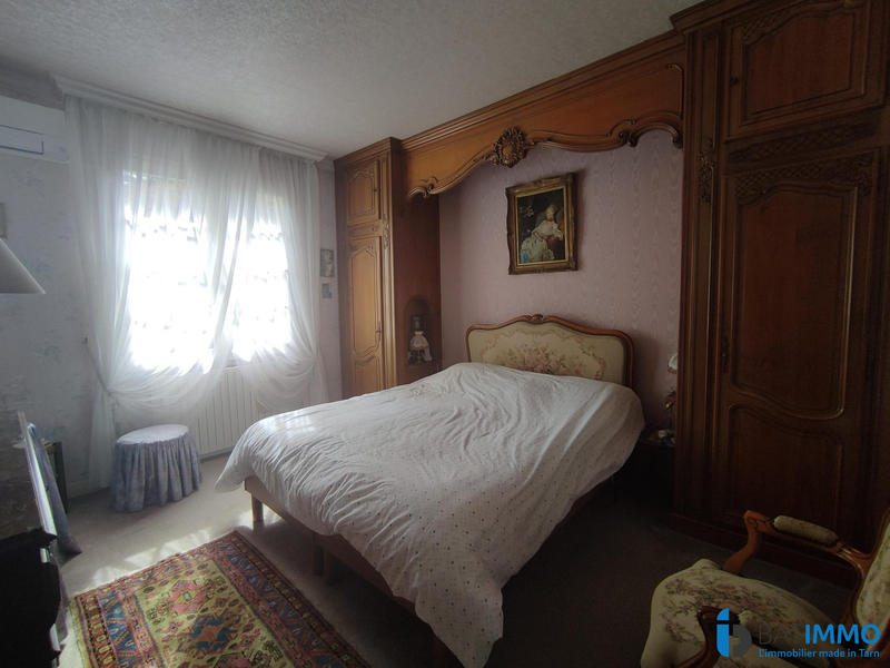 Maison traditionnelle - 195 m² - 10 pièces