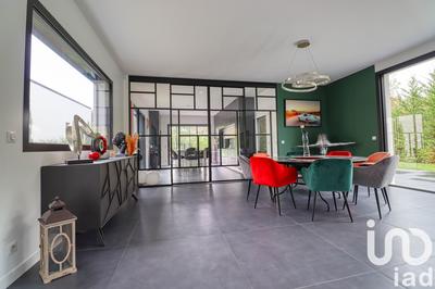 Maison de maîtres - 300 m² - 7 pièces