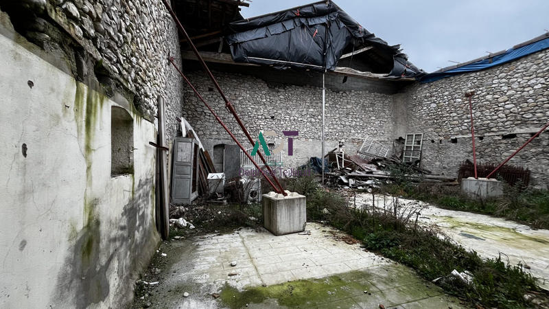 Maison - 290 m² - 10 pièces