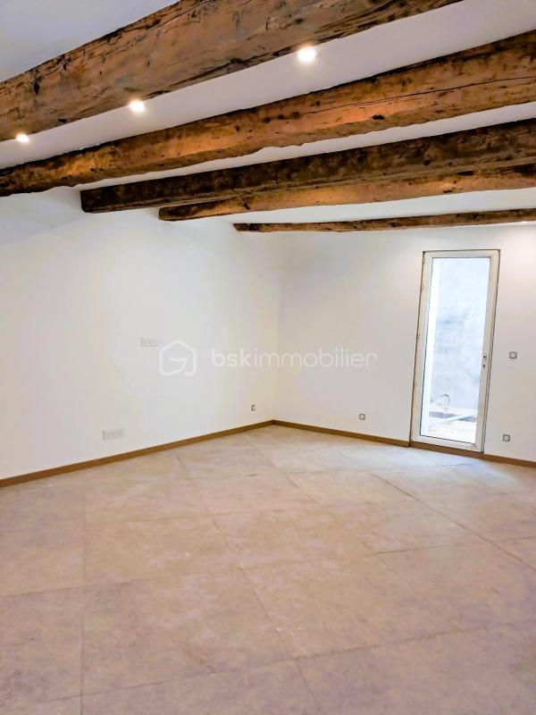 Maison ancienne - 180 m² - 11 pièces