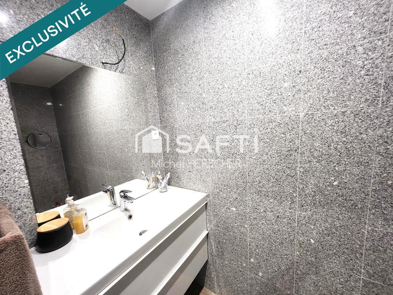 Maison - 189 m² - 9 pièces