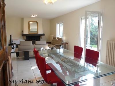 Maison - 143 m² - 6 pièces