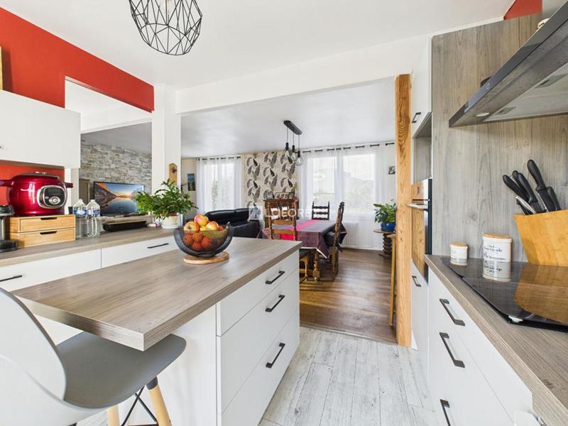 Maison - 83 m² - 4 pièces