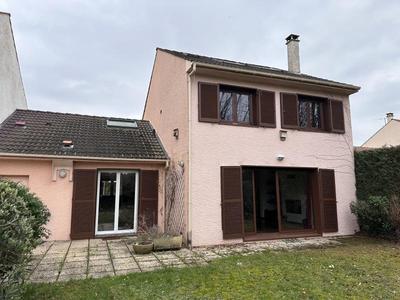 Maison - 127 m² - 6 pièces