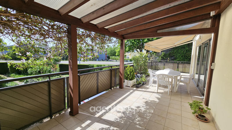 Maison - 172 m² - 9 pièces