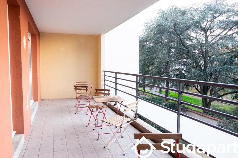 Chambre - 12 m² - 1 pièce