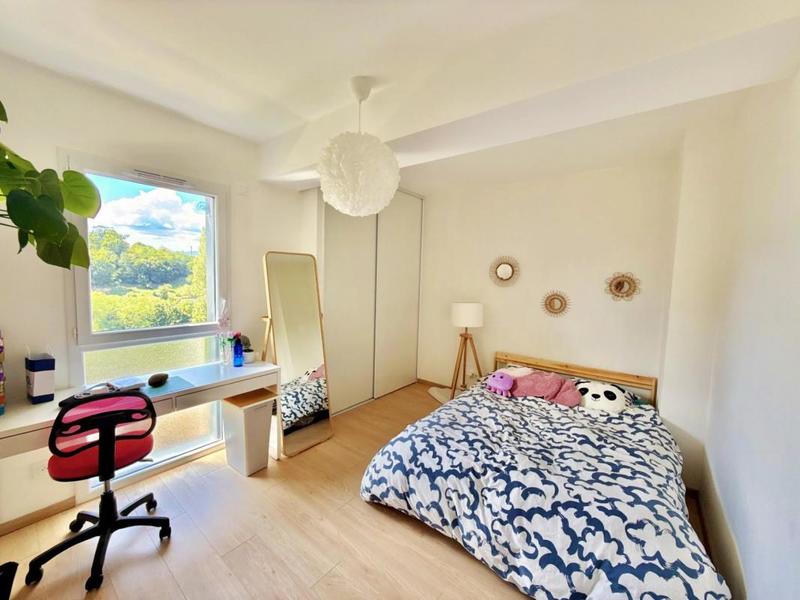 Appartement - 91 m² - 4 pièces