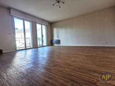 Appartement - 75 m² - 4 pièces