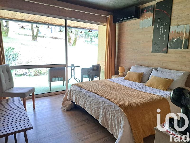 Maison de maîtres - 213 m² - 8 pièces