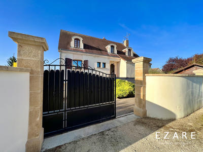Maison - 180 m² - 7 pièces