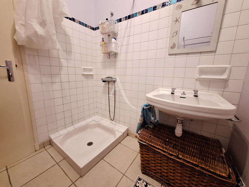 Maison - 122 m² - 8 pièces