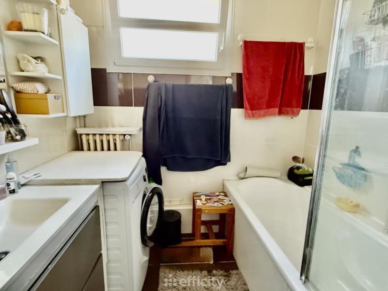 Appartement - 75 m² - 3 pièces