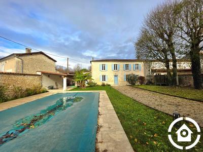 Maison - 155 m² - 6 pièces