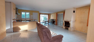 Maison - 98 m² - 4 pièces