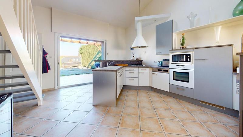 Maison - 170 m² - 6 pièces