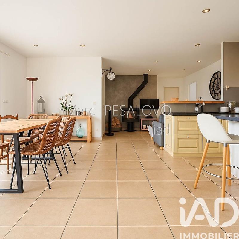 Maison - 131 m² - 4 pièces