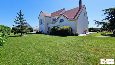 Maison contemporaine - 196 m² - 5 pièces