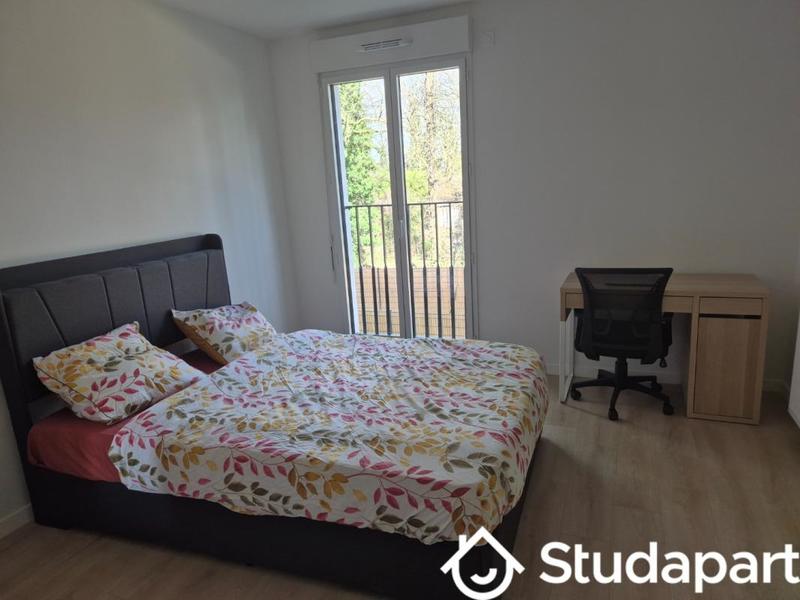 Chambre - 10 m² - 1 pièce