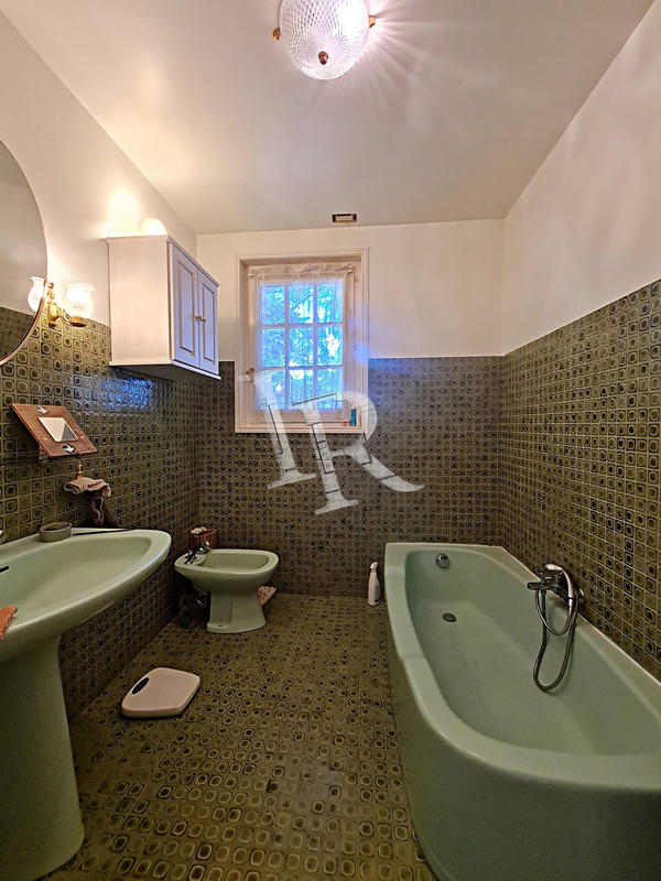 Maison - 101 m² - 6 pièces