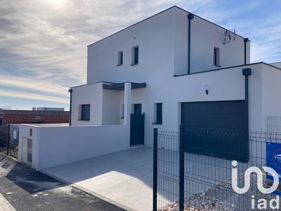 Maison - 104 m² - 4 pièces