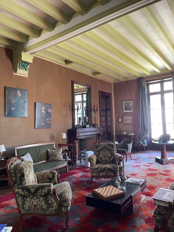 Château - 870 m² - 43 pièces