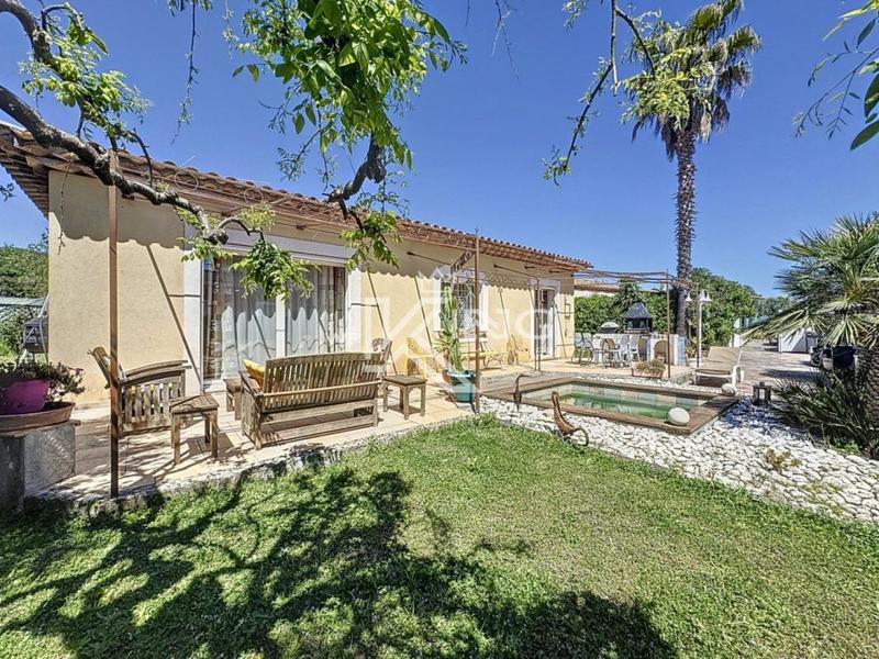 Villa - 117 m² - 4 pièces