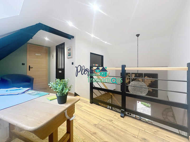 Maison - 191 m² - 6 pièces