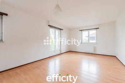 Appartement - 82 m² - 3 pièces