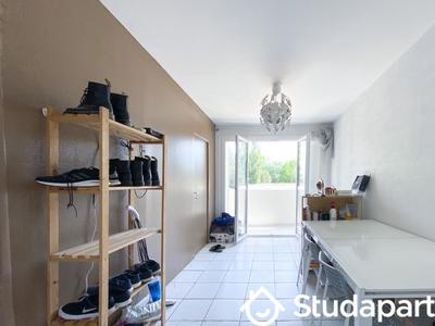 Chambre - 9 m² - 1 pièce