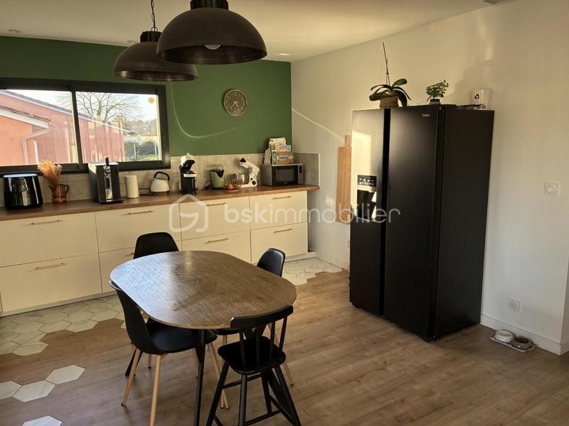 Maison - 190 m² - 8 pièces